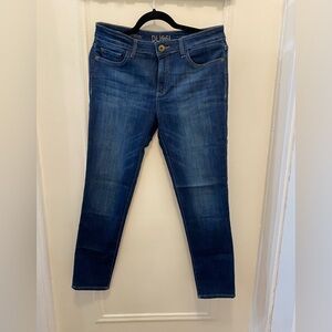 DL1961 Insta Sculpt Skinny Jean